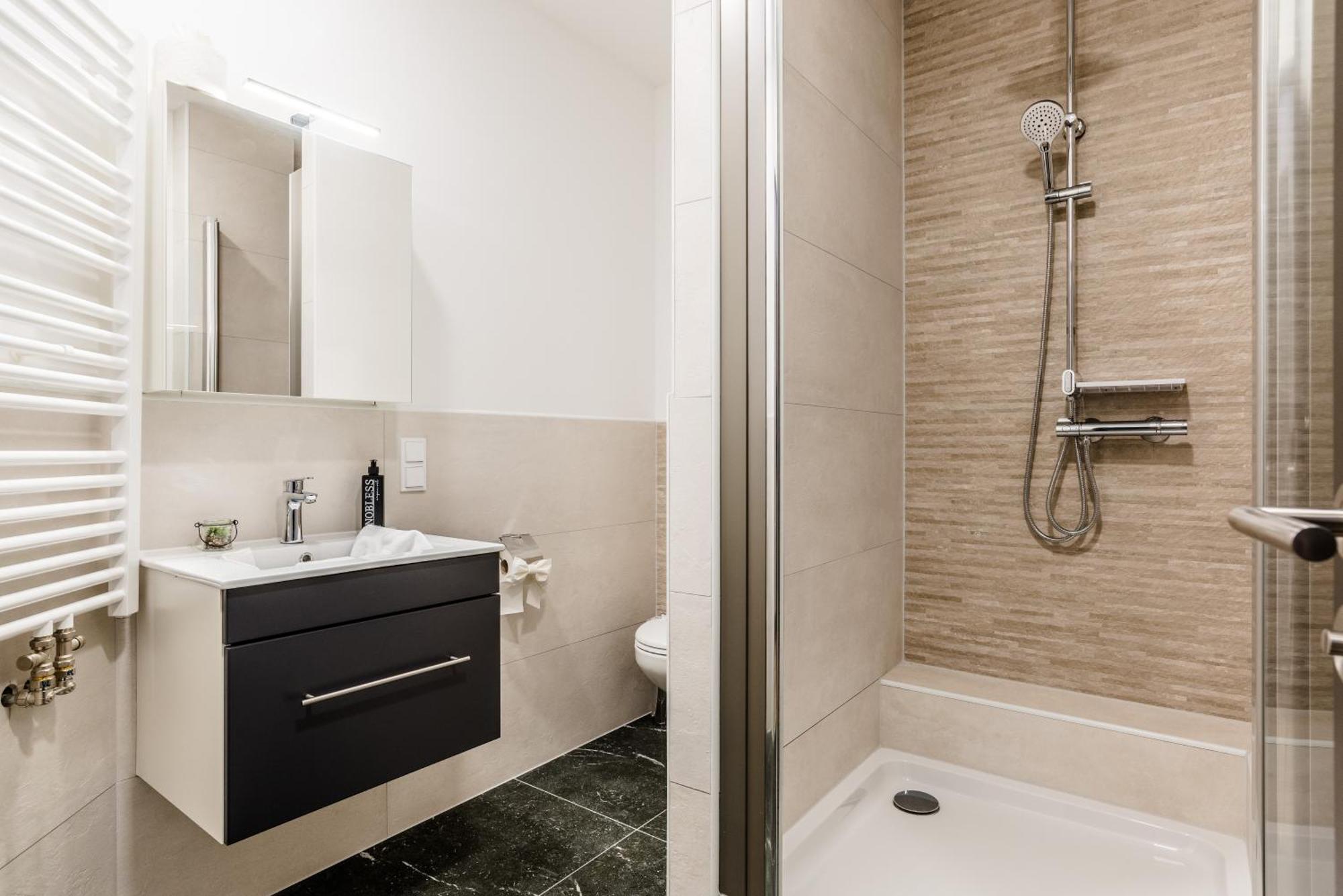 Hotel Montenegro Worms Extérieur photo