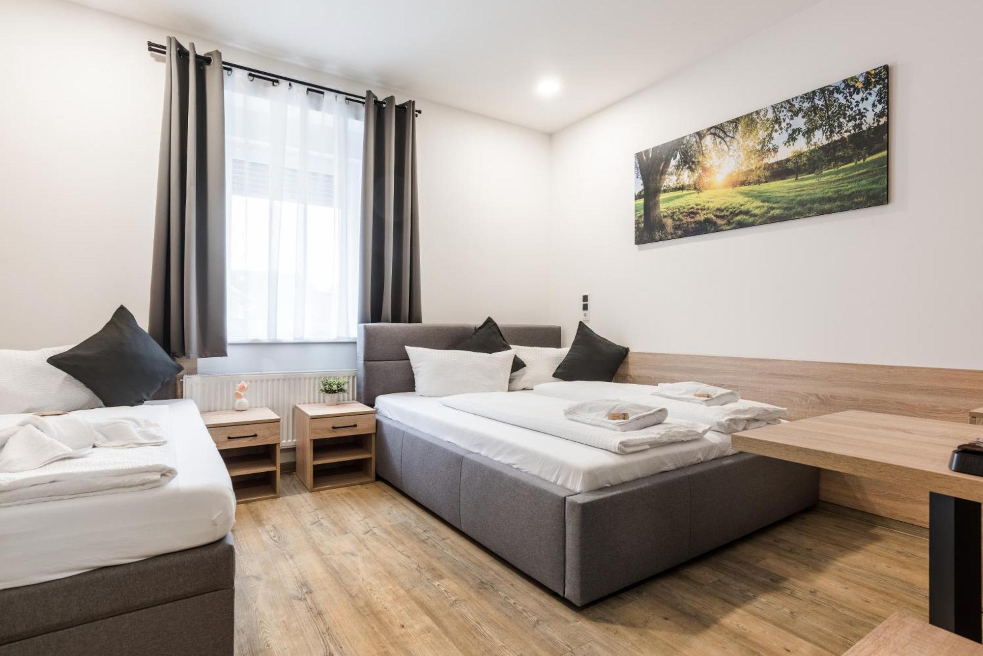 Hotel Montenegro Worms Extérieur photo