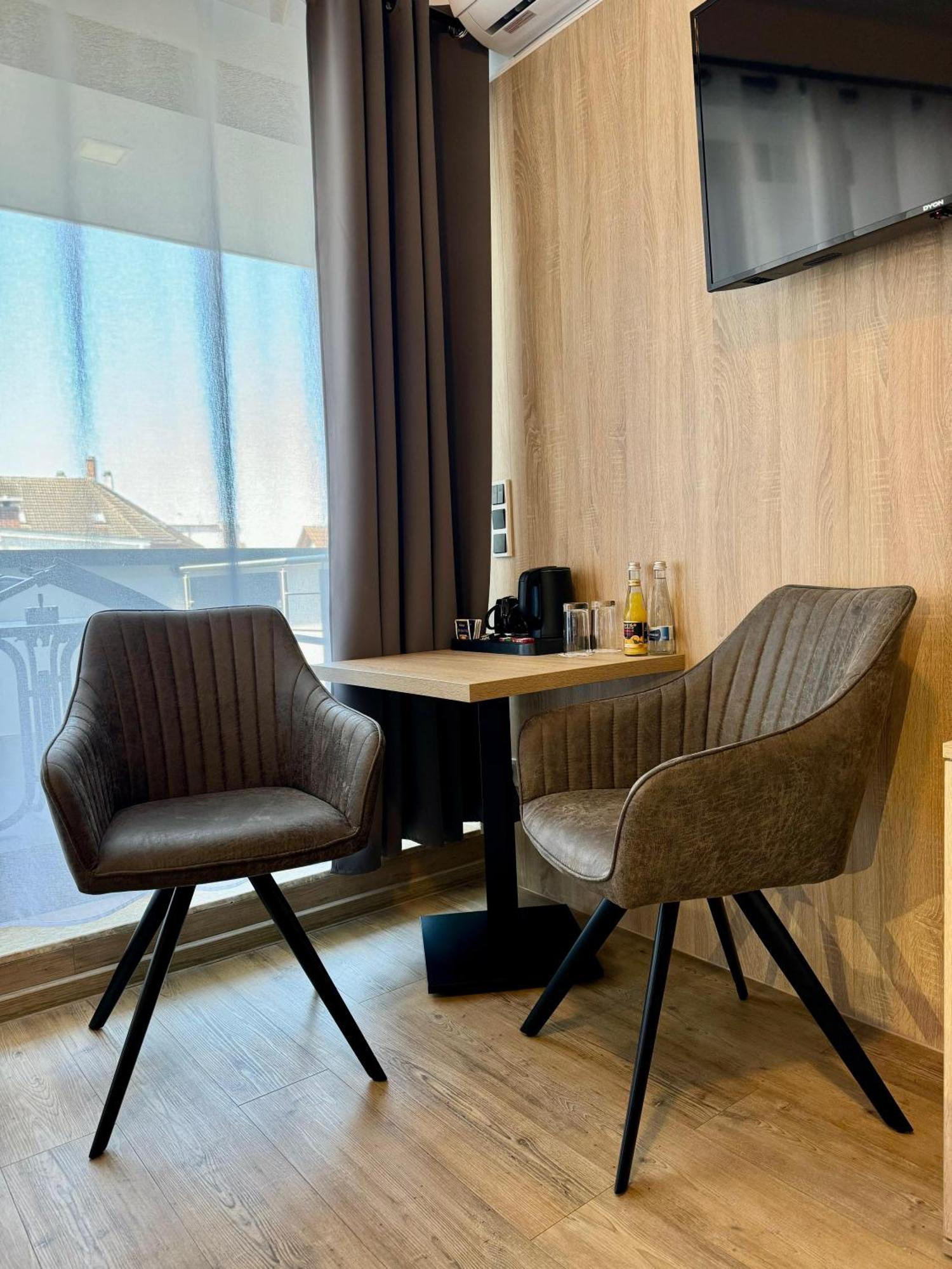 Hotel Montenegro Worms Extérieur photo