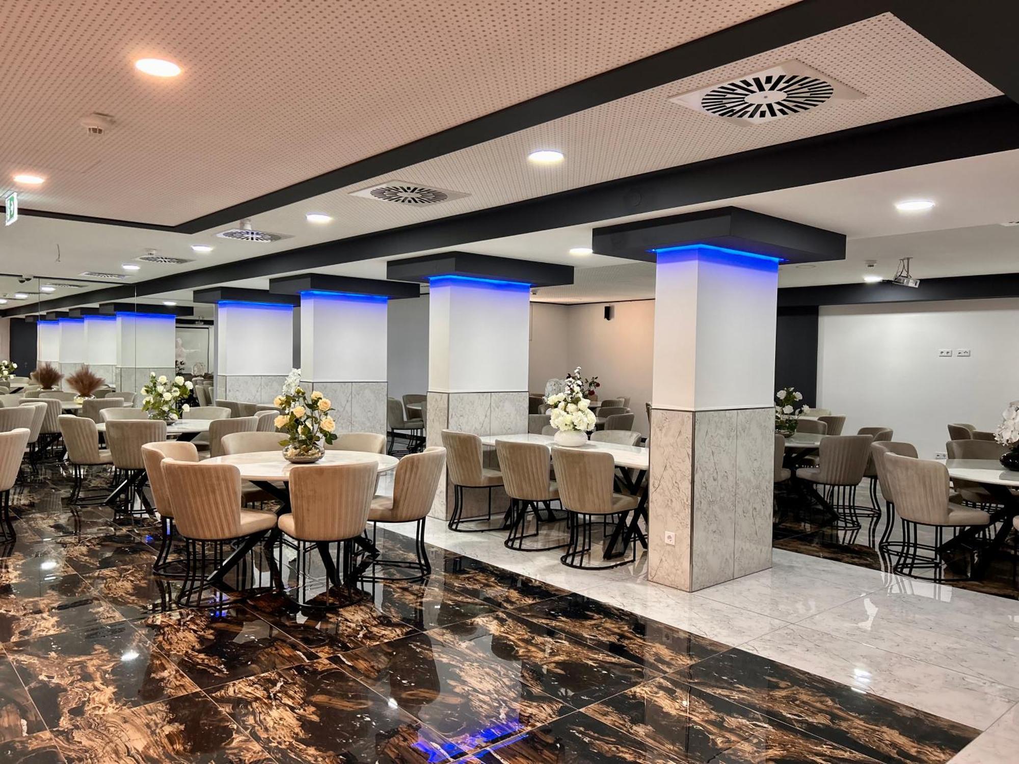 Hotel Montenegro Worms Extérieur photo